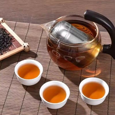 infuseur à thé hydro-plongeur avec petites tasses