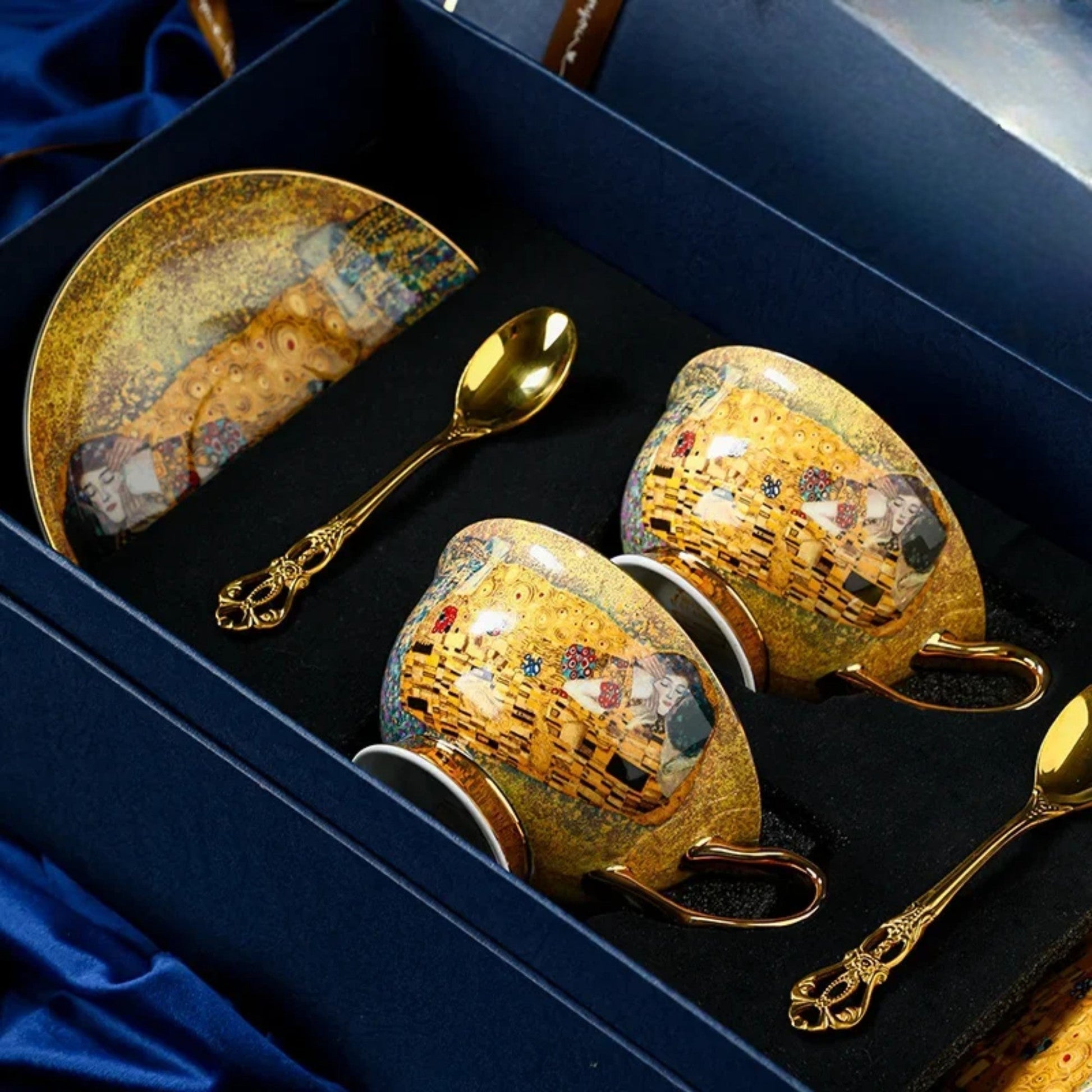 Service à Café RoyalBaroque Gustav Klimt le baiser coffret duo