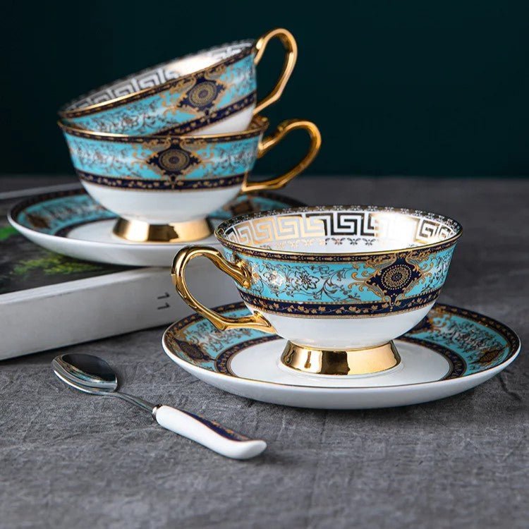 Tasse à Café ou thé RoyalBone porcelaine Bone China de haute qualité détails précieux et invitant couleur azur et turquoise